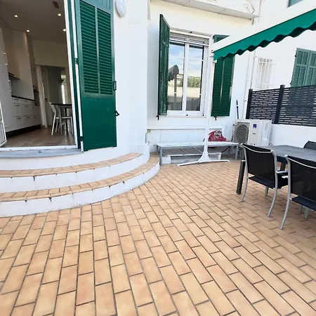 Les Pins 6 People Pool Tennis Juan-les-Pins